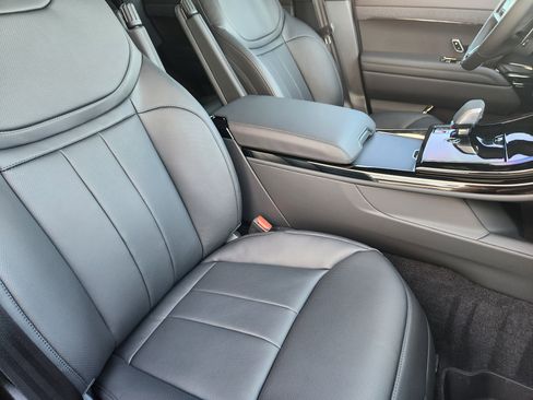 New 2026 Land Rover Range Rover Sport Dynamic SE image 13