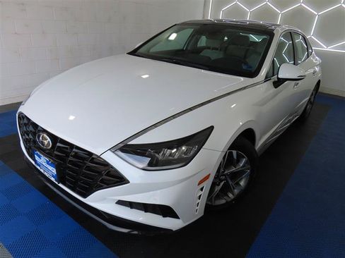 Used 2022 Hyundai Sonata SEL w/ Convenience Package FWD image 4