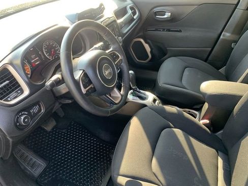 Used 2016 Jeep Renegade Latitude w/ Cold Weather Group AWD/4WD image 21