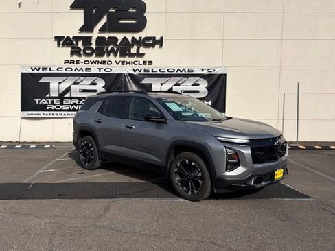 Used 2025 Chevrolet Equinox RS AWD/4WD image 4