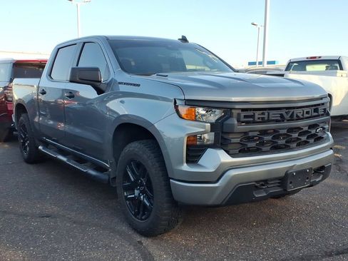 Used 2026 Chevrolet Silverado 1500 Custom w/ Turbomax Blackout Package RWD image 1