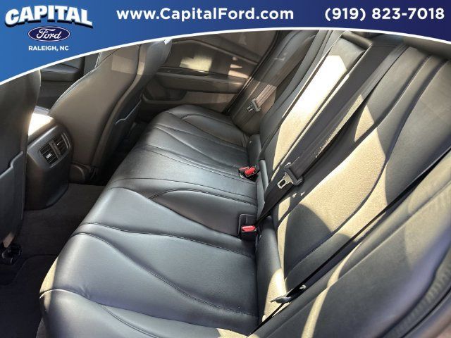 Used 2023 Acura TLX FWD image 18