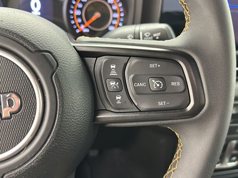 Used 2024 Jeep Wrangler Sport AWD/4WD image 16