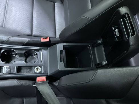 Used 2016 Volkswagen e-Golf SEL Premium image 27