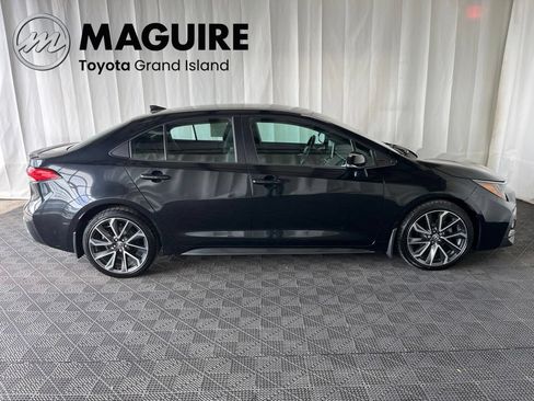 Used 2020 Toyota Corolla SE FWD image 2
