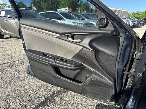 Used 2019 Honda Civic EX-L image 21
