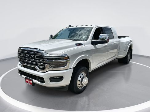 Used 2026 RAM 3500 Longhorn AWD/4WD image 1