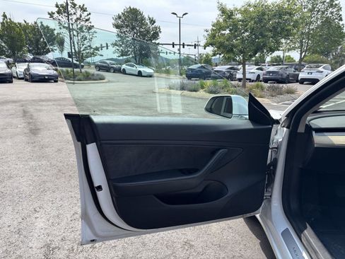 Used 2019 Tesla Model 3 Standard Range Plus RWD image 25