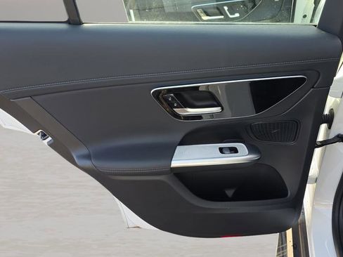 Used 2025 Mercedes-Benz GLC 43 AMG 4MATIC image 21