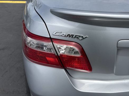 Used 2007 Toyota Camry SE FWD image 27