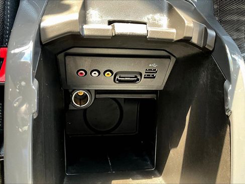 Used 2015 Ford Escape Titanium w/ Equipment Group 301A image 26