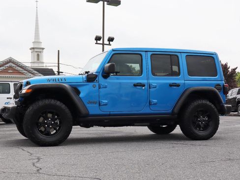 Used 2024 Jeep Wrangler Unlimited AWD/4WD image 14