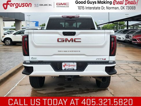 New 2026 GMC Sierra 2500 AT4 w/ AT4 Premium Plus Package AWD/4WD image 4