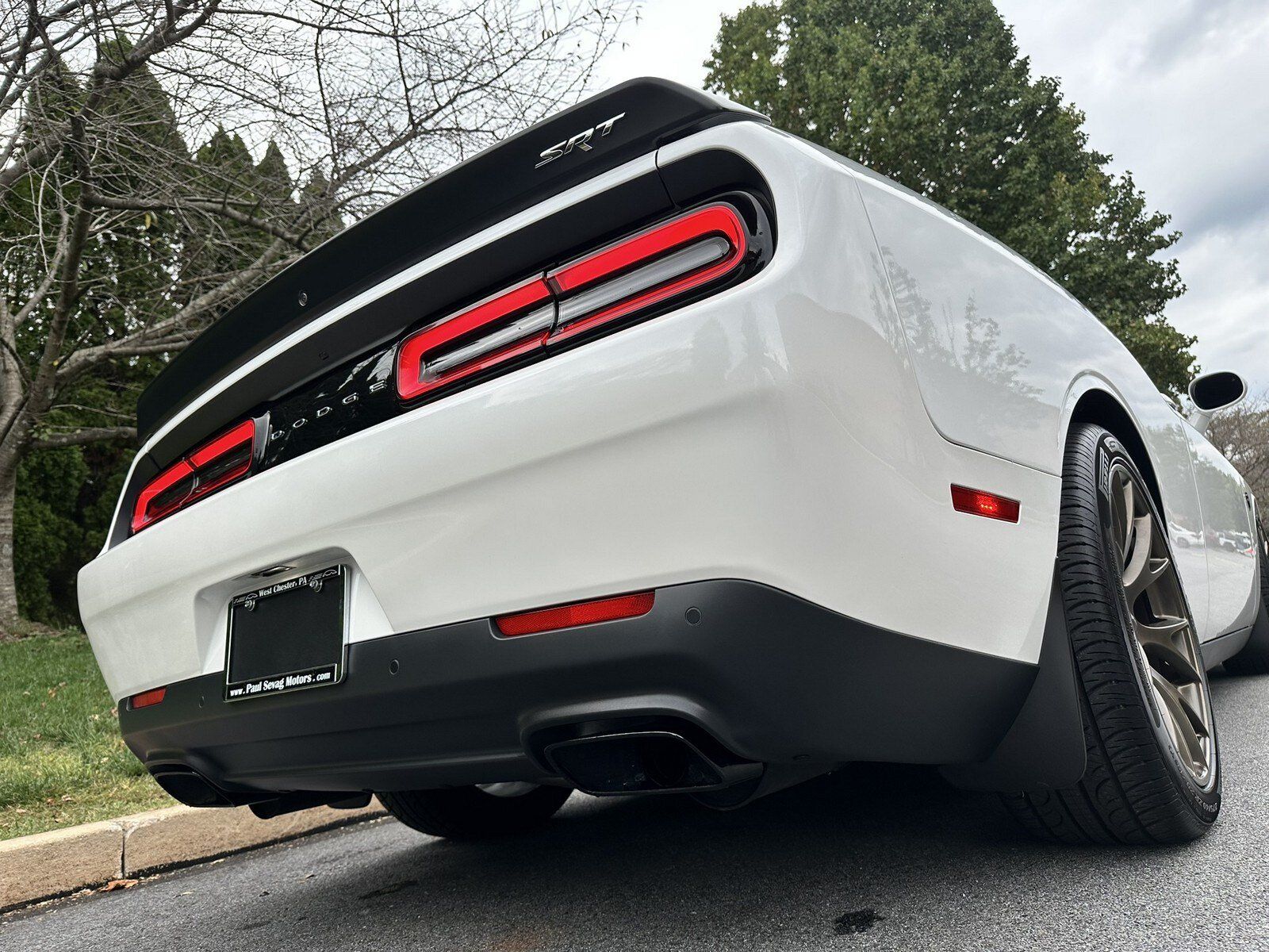 Used 2015 Dodge Challenger SRT Hellcat RWD image 55