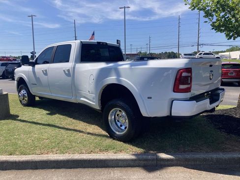 Used 2024 RAM 3500 Laramie w/ Sport Appearance Package AWD/4WD image 4