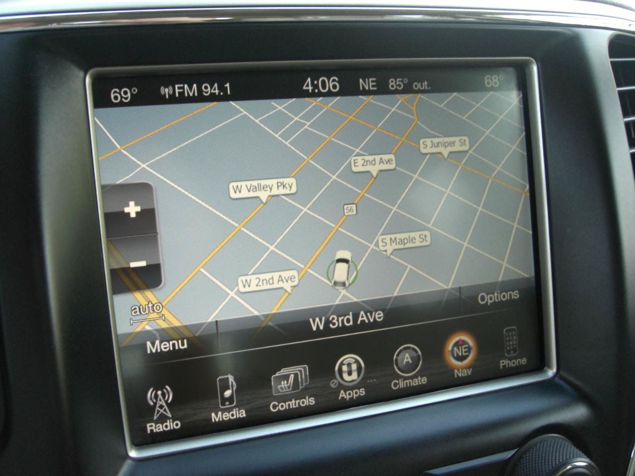 Used 2014 Jeep Grand Cherokee Limited w/ Trailer Tow Group IV AWD/4WD image 28