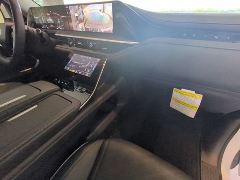 Used 2026 INFINITI QX80 Luxe w/ Cargo Package RWD image 22