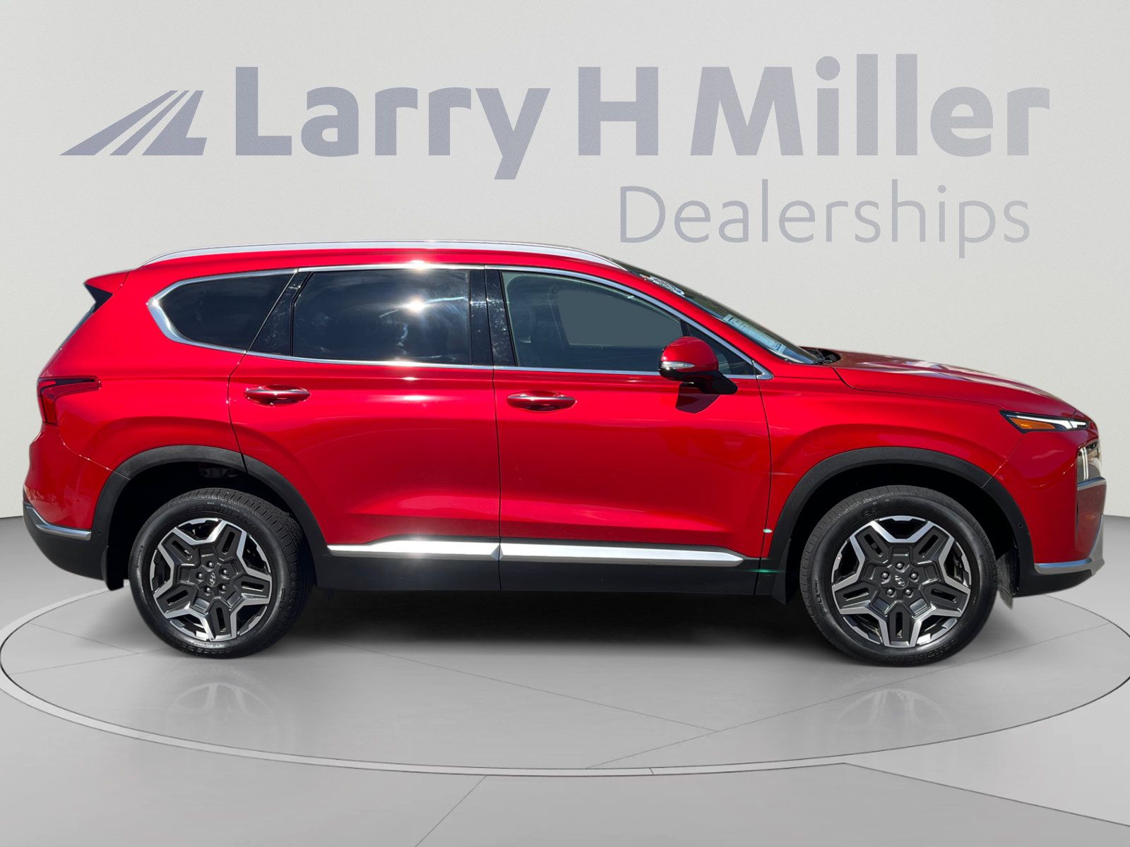Used 2023 Hyundai Santa Fe Limited w/ Cargo Package AWD/4WD image 6