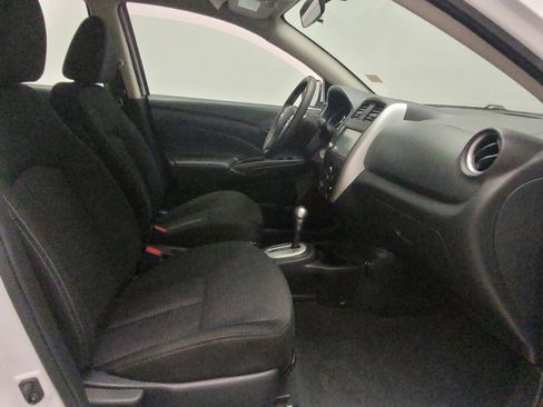 Used 2019 Nissan Versa SV FWD image 21