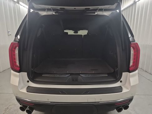 Used 2023 GMC Yukon XL Denali Ultimate image 25