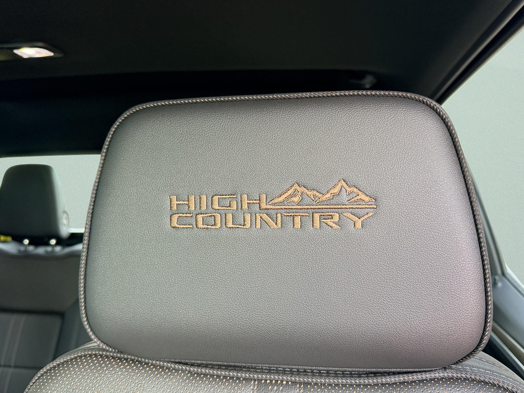 New 2026 Chevrolet Silverado 1500 High Country w/ Technology Package AWD/4WD image 11