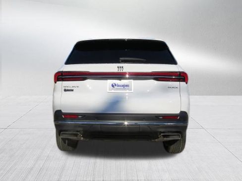 New 2026 Buick Enclave Preferred w/ LPO, Floor Liner Package image 4