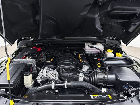 Used 2023 Jeep Wrangler Unlimited Rubicon 392 w/ Dual Top Group image 12