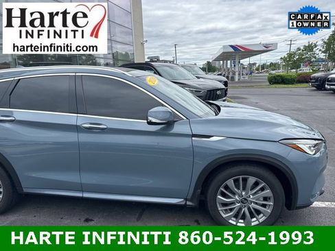 Certified 2024 INFINITI QX50 Luxe image 2