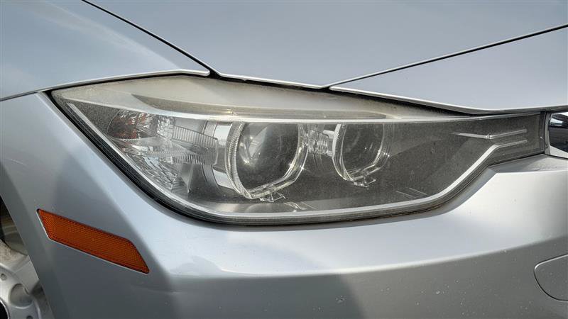 Used 2014 BMW 335i xDrive Sedan AWD/4WD image 11