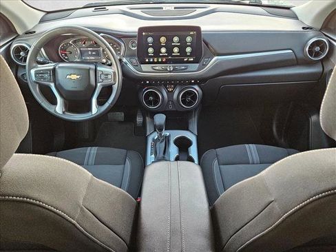 Certified 2025 Chevrolet Blazer LT image 17