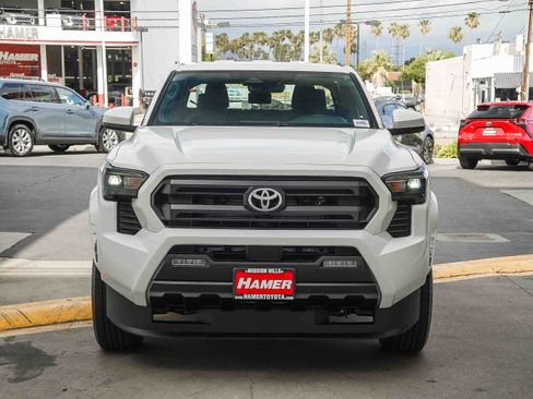 New 2026 Toyota Tacoma SR5 AWD/4WD image 2