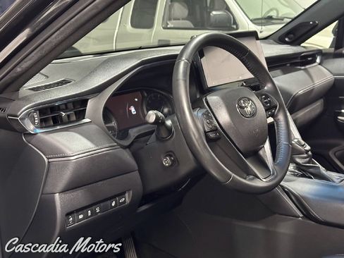 Used 2021 Toyota Venza Limited w/ Advanced Technology Package AWD/4WD image 14