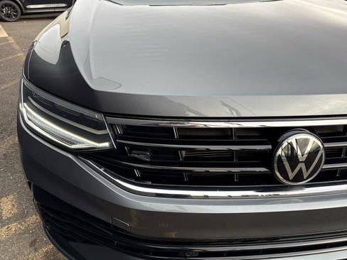 Used 2023 Volkswagen Tiguan SE R-Line image 9