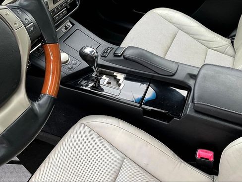 Used 2013 Lexus ES 300h w/ Luxury Pkg FWD image 17