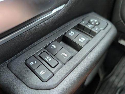 New 2026 RAM 1500 4x4 Crew Cab image 40