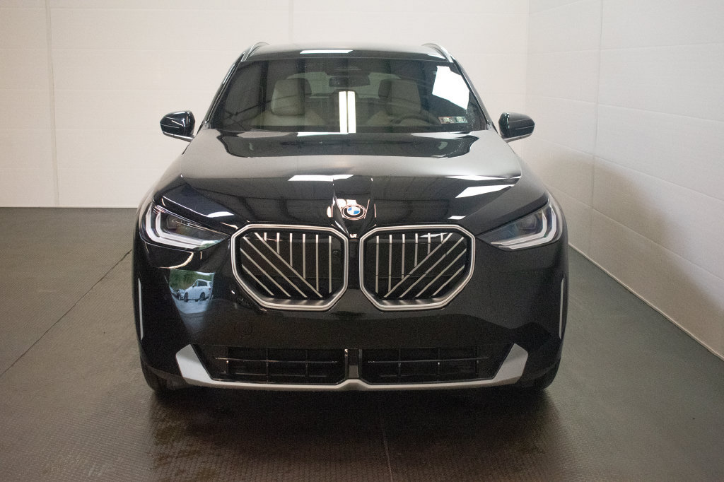 New 2026 BMW X3 xDrive30i w/ Premium Package AWD/4WD image 2