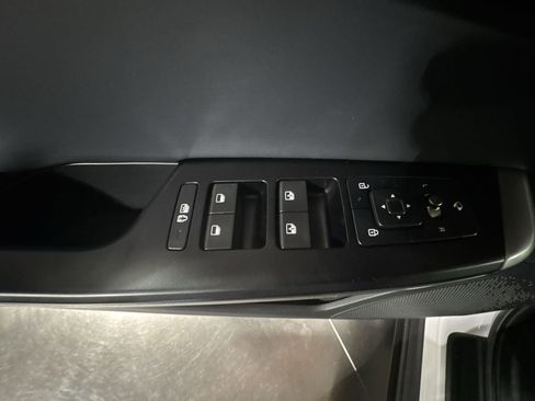 New 2025 Kia EV6 Light image 19