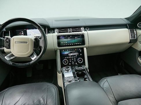 Used 2020 Land Rover Range Rover HSE image 27