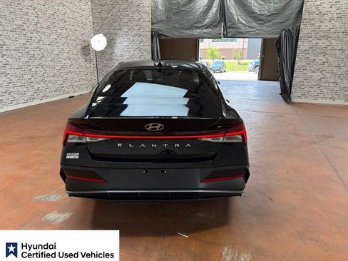 Used 2024 Hyundai Elantra SEL w/ Convenience Package FWD image 7