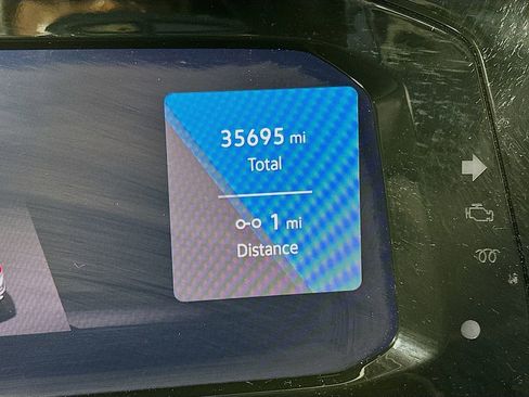 Used 2023 Volkswagen GTI SE image 17