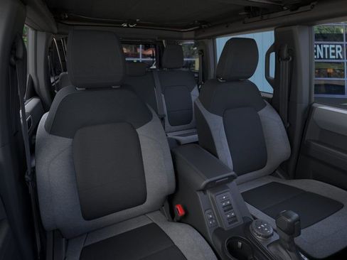 Used 2025 Ford Bronco Big Bend image 10