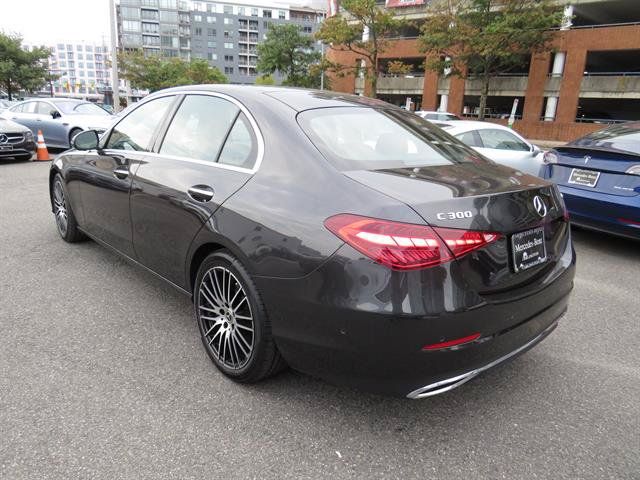 Used 2023 Mercedes-Benz C 300 4MATIC Sedan image 2
