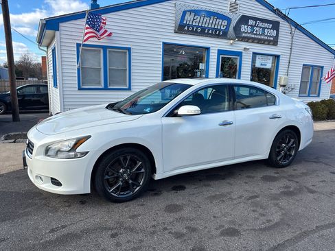 Used 2014 Nissan Maxima 3.5 S w/ Limited Edition Package image 4