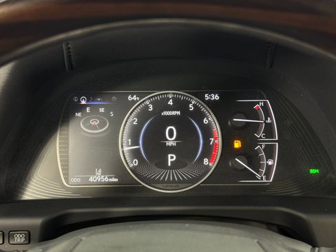 Used 2019 Lexus ES 350 w/ Luxury Package image 19