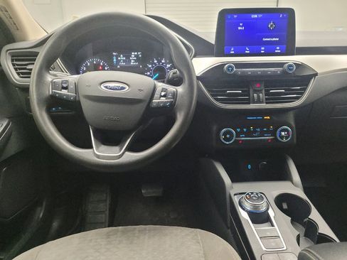 Used 2020 Ford Escape SE image 22