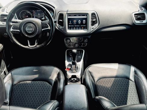 Used 2018 Jeep Compass Latitude w/ Popular Equipment Group AWD/4WD image 17