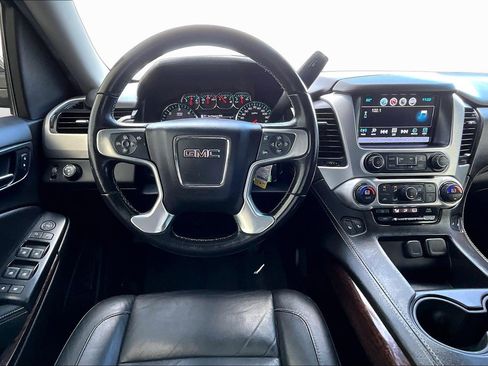 Used 2019 GMC Yukon SLT image 5