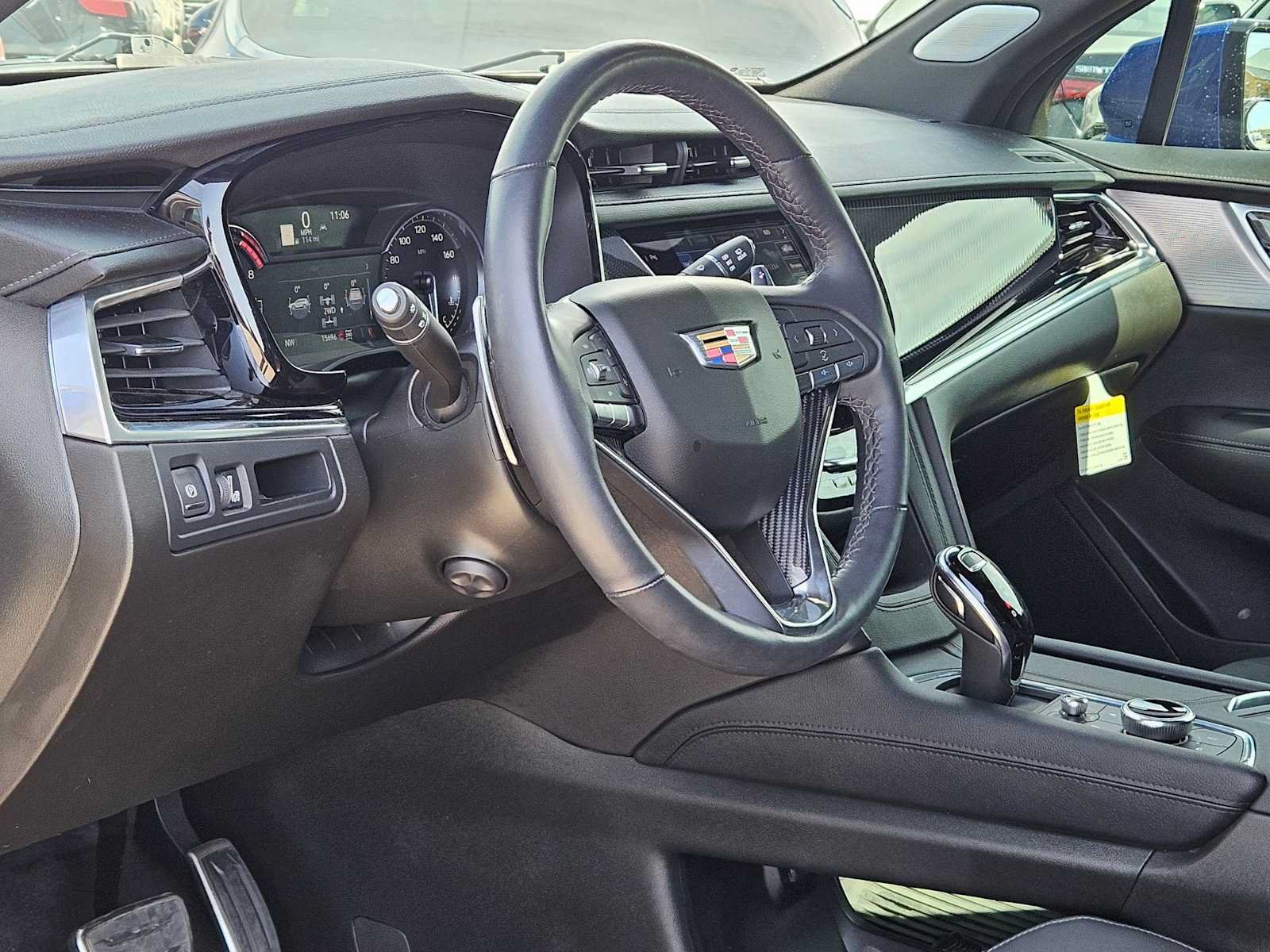 Used 2025 Cadillac XT6 Sport AWD/4WD image 2