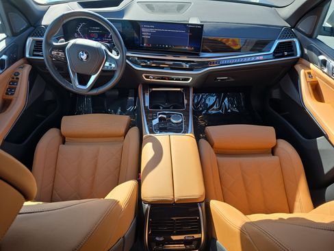 Used 2026 BMW X5 xDrive40i image 14