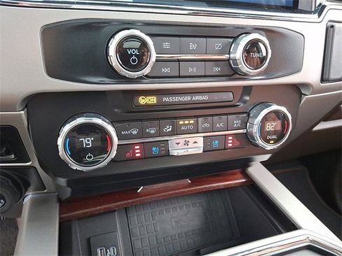 Used 2022 Ford F450 King Ranch w/ King Ranch Ultimate Package image 16